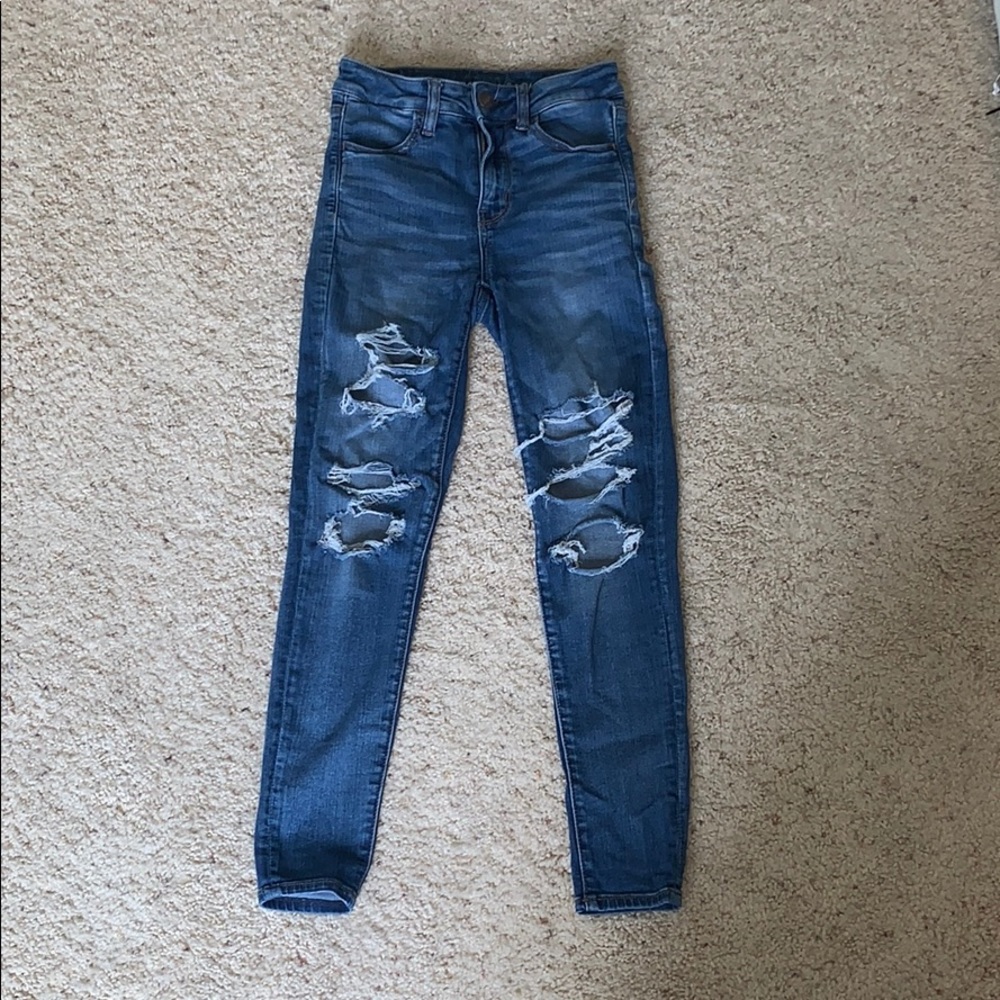 American Eagle women’s blue jeans, size 4 short